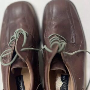 Men’s Skechers Size 9.5